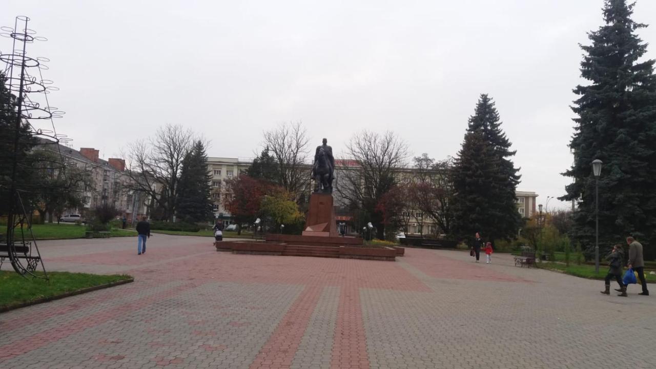 Central Studio Тернопил Екстериор снимка